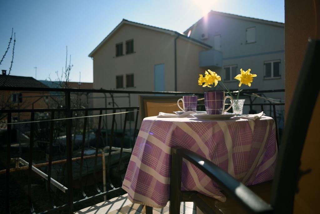 Apartments Ida Cres Luaran gambar