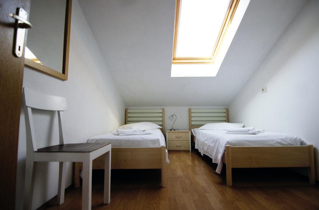 Apartments Ida Cres Luaran gambar
