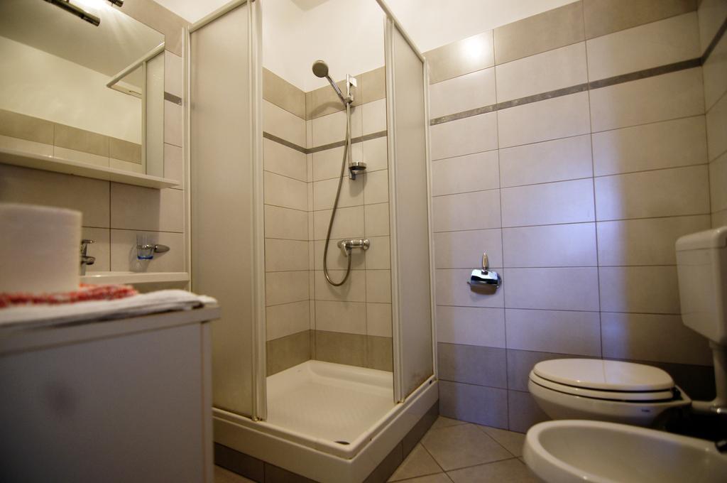 Apartments Ida Cres Luaran gambar